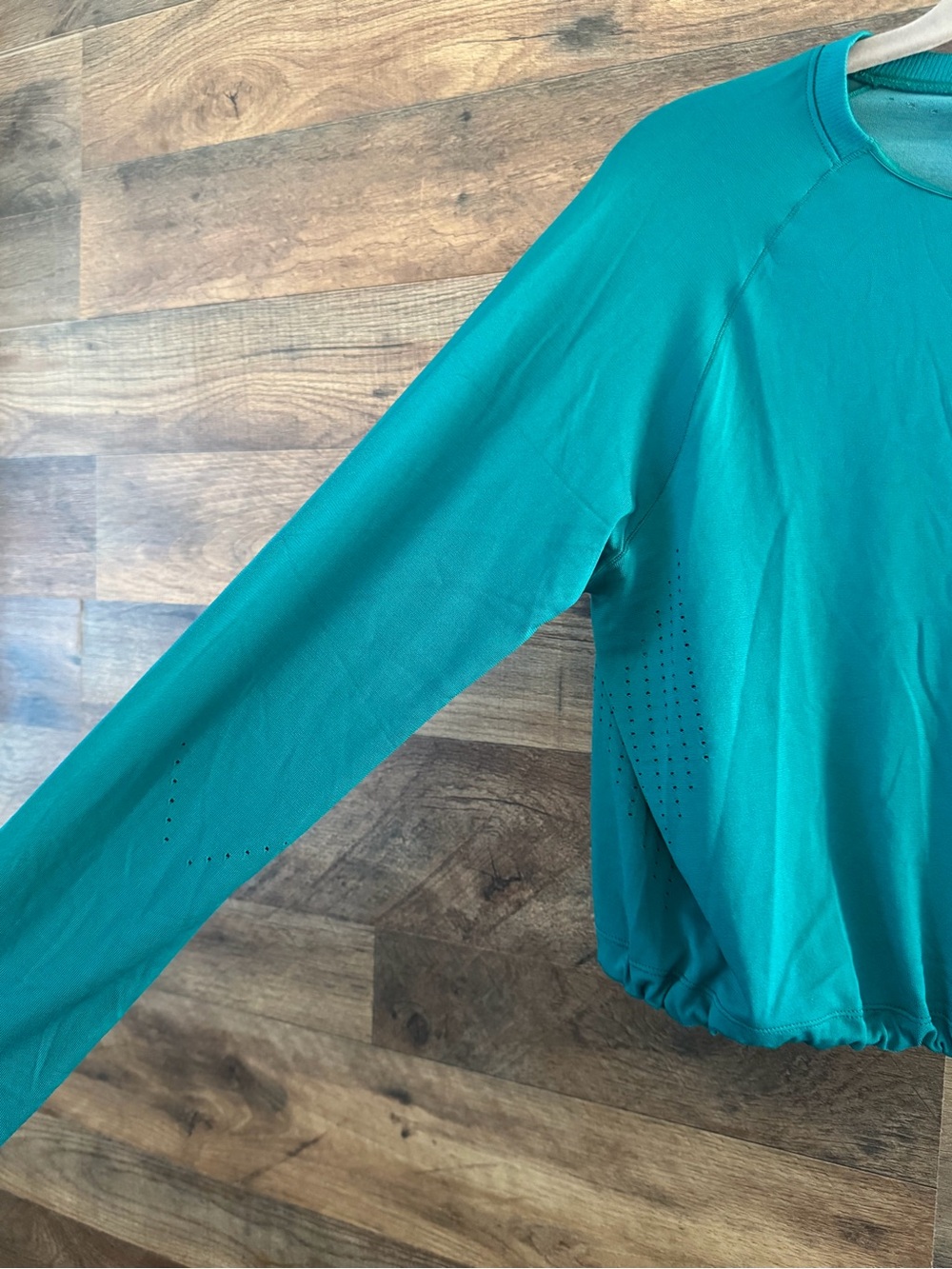 Gymshark Sweat Seamless Long Sleeve Crop Top - Picture 6 of 9